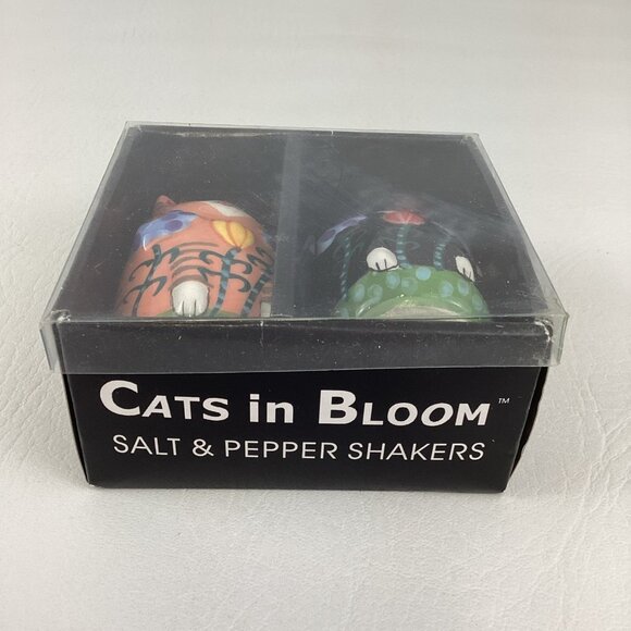 Cats In Bloom Salt & Pepper Shakers Kitschy Kittens Collectibles Sharon Bloom - Picture 3 of 7